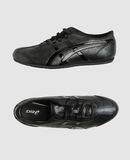 ASICS - スニーカー
