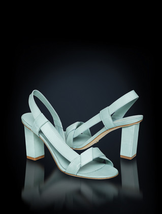 Sandal