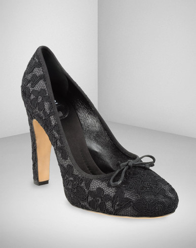 D&G - Closed-toe slip-ons 