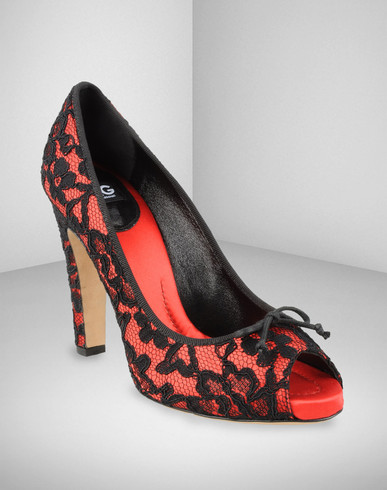D&G - Closed-toe slip-ons 