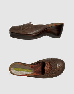CYDNEY MANDEL - CALZATURE - Sabot - su YOOX.COM