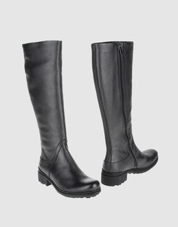 P.  By  Pirelli Boots - Item 44248563