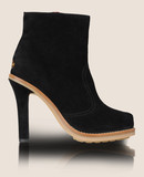 BALLY - STIEFELETTEN