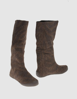 GET U - CALZATURE - Stivali - su YOOX.COM