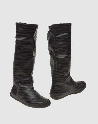 ZOOM GET U - Boots