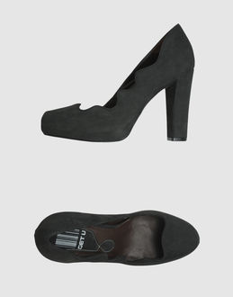 GET U - CALZATURE - Decolletes con plateau - su YOOX.COM