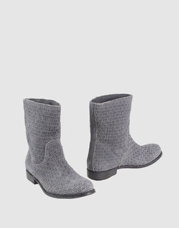 O.x.s. Ankle Boots - Item 44271375