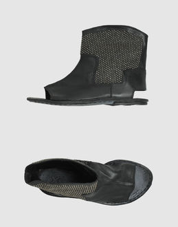 O.X.S. - CALZATURE - Stivaletti - su YOOX.COM