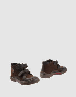 GR�NLAND JUNIOR - SCHUHE - Stiefeletten - bei YOOX.COM