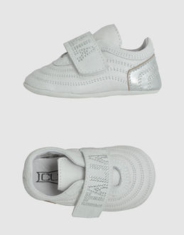 CULT - SCHUHE - Sneakers - bei YOOX.COM