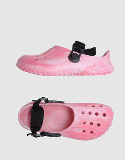 BIRKI'S - SCHUHE - Slipper-Sandalen - bei YOOX.COM