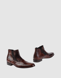Thompson Ankle Boots - Item 44284271