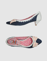 Closed - Toe Slip - Ons 