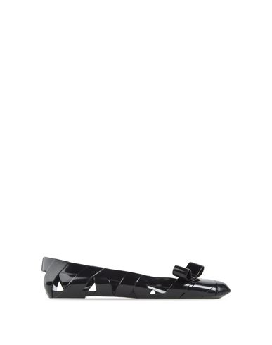 Moschino, Ballet flats