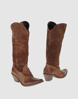 JFK - CALZATURE - Stivali con tacco - su YOOX.COM