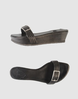 Dusica Dusica Wedges - Item 44295596