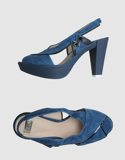 MARE - SCHUHE - Plateausandalen - bei YOOX.COM