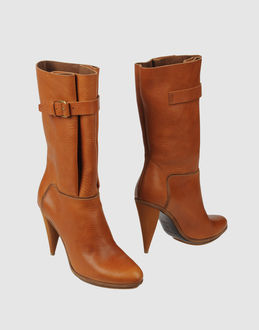 BALENCIAGA - FOOTWEAR - Ankle boots - on