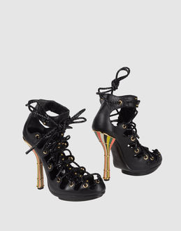 BALENCIAGA - FOOTWEAR - Ankle boots - on