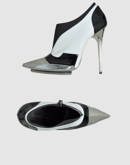 BALENCIAGA - FOOTWEAR - Shoe boots - on 