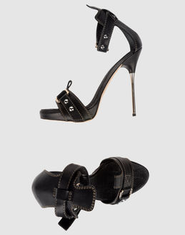 DSQUARED2 - CALZATURE - Sandali con plateau - su YOOX.COM
