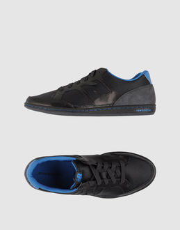 NEW BALANCE - CALZATURE - Sneakers - su YOOX.COM