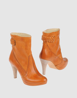 Thompson Ankle Boots - Item 44304134
