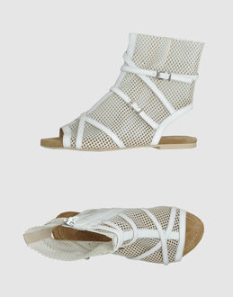 EVADO - CALZATURE - Sandali - su YOOX.COM