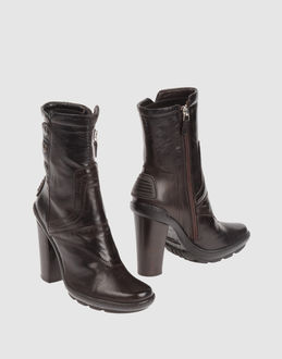 MATERIA PRIMA BY GOFFREDO FANTINI - CALZATURE - Stivaletti - su YOOX.COM