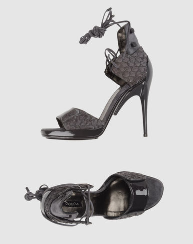 ZOOM CALVIN KLEIN COLLECTION - Sandals