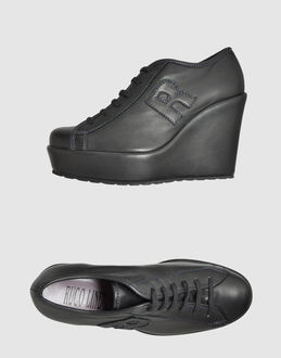 RUCO LINE - CALZATURE - Zeppe - su YOOX.COM