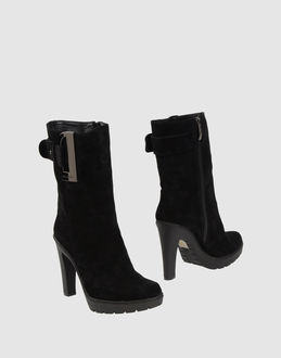 Lola Cruz Ankle Boots - Item 44305721