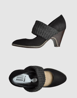 GET U - CALZATURE - Decolletes - su YOOX.COM