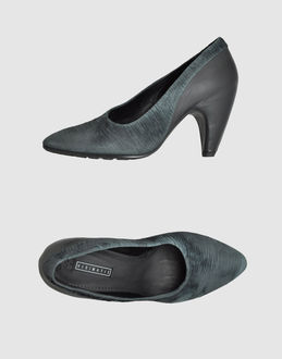 VIC MATIE' - CALZATURE - Decolletes - su YOOX.COM
