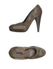 VIC MATIE' - Platform pumps