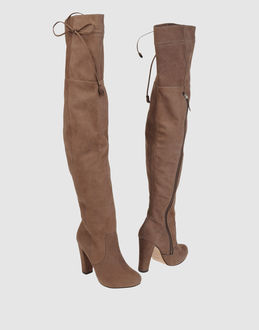 GET U - CALZATURE - Stivali con tacco - su YOOX.COM