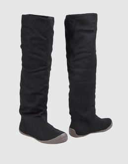 GET U - CALZATURE - Stivali - su YOOX.COM