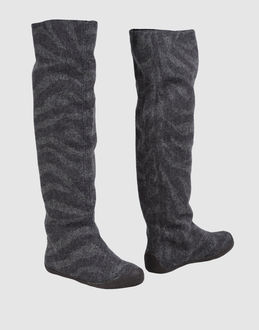 GET U - CALZATURE - Stivali - su YOOX.COM