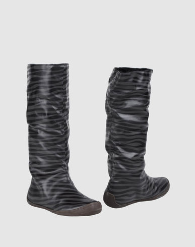 ZOOM GET U - Boots