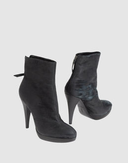 VIC MATIE' - CALZATURE - Stivaletti - su YOOX.COM