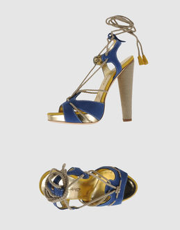 DSQUARED2 - CALZATURE - Sandali con plateau - su YOOX.COM