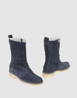 Vicini Tapeet Ankle Boots - Item 44310289