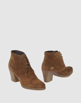 Docksteps Ankle Boots - Item 44310457