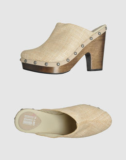 GET U FOOTWEAR Mules WOMEN on YOOX.COM