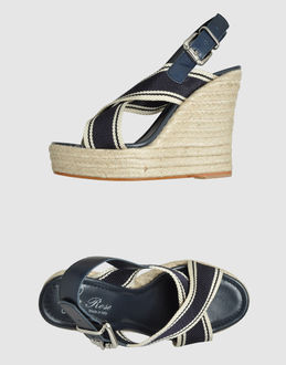 Rose Wedges - Item 44310903