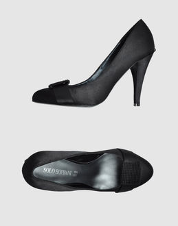 Solo Soprani Closed-toe Slip-ons  - Item 44312047