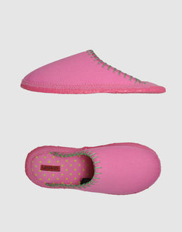 CHAUSSURES_Pantoufles_E - GIESSWEIN - CHAUSSURES - Pantoufles - sur YOOX.COM