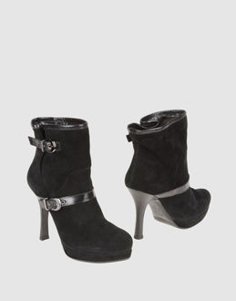 Eliza Di Venezia Ankle Boots - Item 44312335