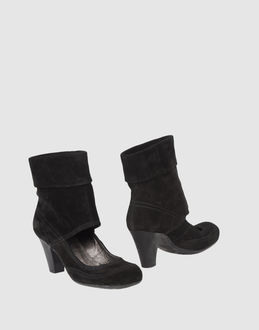 JANET SPORT - CALZATURE - Stivaletti - su YOOX.COM