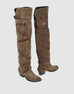 YIJIE - CALZATURE - Stivali con tacco - su YOOX.COM